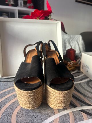 Pell Tolrà Sandalias Plataforma Negra Talla 38