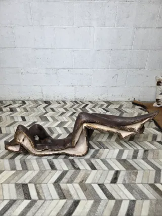 Escultura antigua terracota mujer desnuda