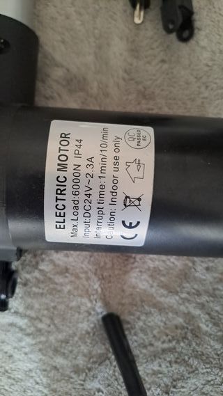 Actuador lineal eléctrico