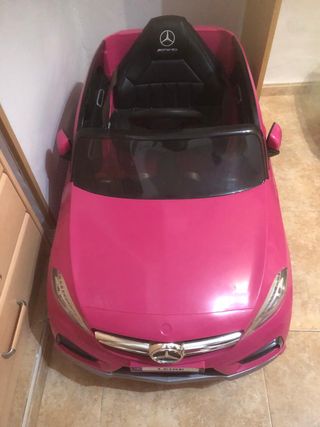 Coche eléctrico infantil rosa Mercedes AMG
