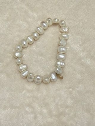 Pulsera Tous Perlas y Cierre Dorado