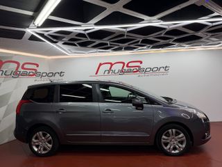 Peugeot 5008 Allure 1.6 THP 156