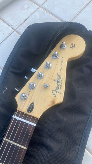 Cambio Guitarra eléctrica Stratocaster Réplica