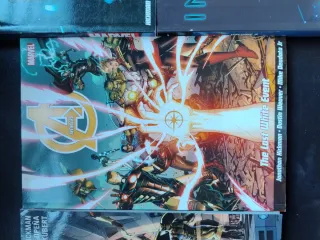 Avengers Hickman (inglés)