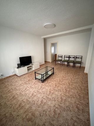 Se vende piso en barrio blanco