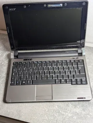 Acer Aspire ONE D250 Netbook con Recalbox