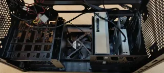 Torre Corsair Carbide 200R USB 3.0 Negra