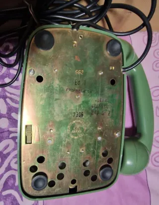 Telefono SIP a disco verde vintage