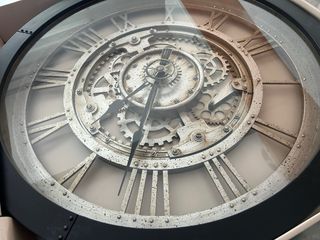 Reloj de pared totalmente nuevo