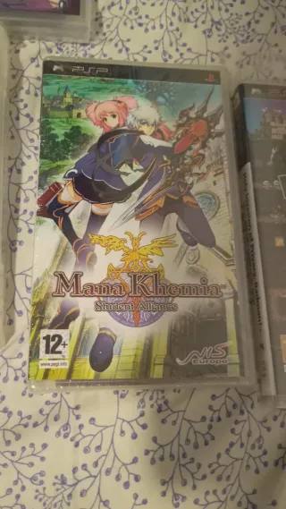 3 Juegos PSP precintados y 1 PS3 precintado.