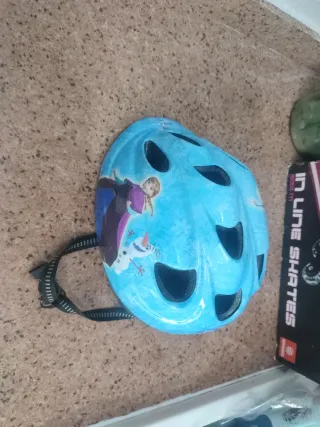 Patinetes Frozen Niña 30-33, incluye casco y prote