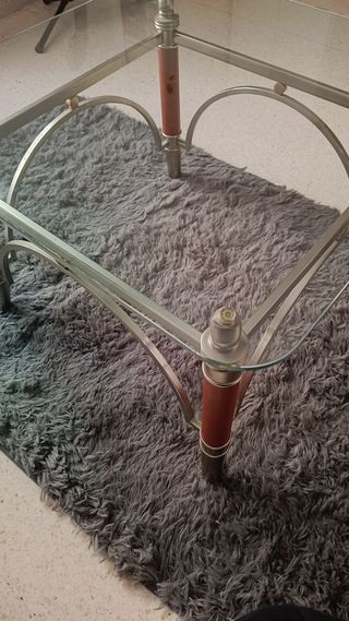 Mesita auxiliar cristal y metal