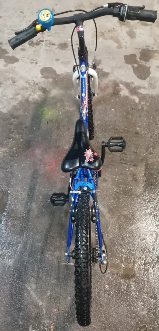 BICICLETA INFANTIL DECATHLON AZUL 20".