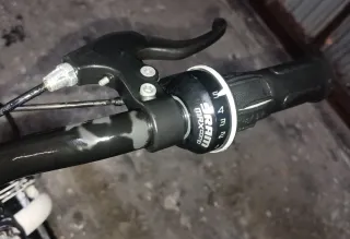 BICICLETA INFANTIL DECATHLON AZUL 20".