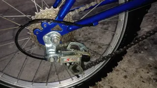 BICICLETA INFANTIL DECATHLON AZUL 20".