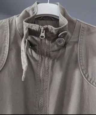 Chaqueta verde militar