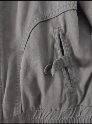 Chaqueta verde militar