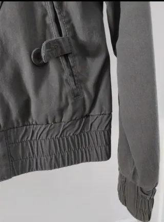 Chaqueta verde militar