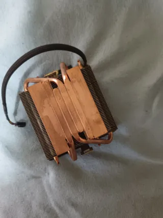 CPU AMD Ryzen 7 2700X