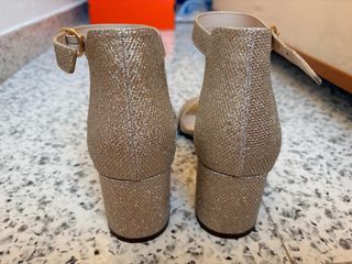 Sandalias doradas Catwalk con brillos