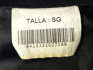 Cortavientos azul marino talla SG.