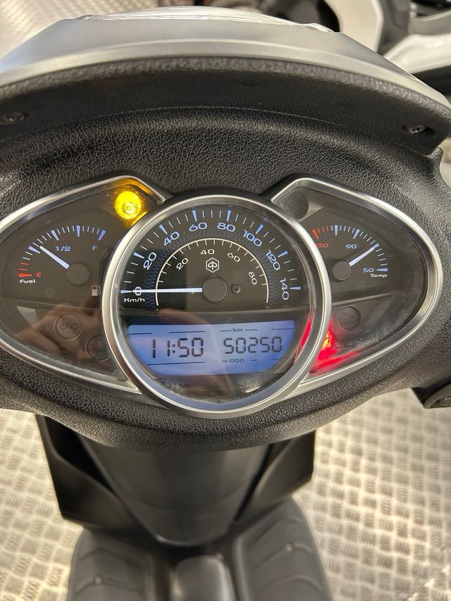 Piaggio Medley 125 S Gris