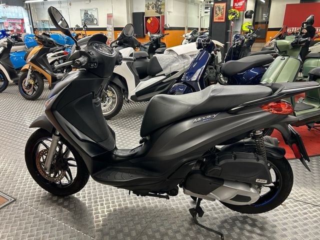 Piaggio Medley 125 S Gris