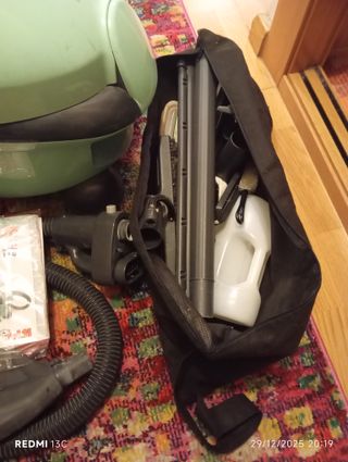 Aspiradora Polti Lecoaspira 910