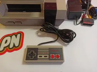 CONSOLA NINTENDO NES VERSIÓN ESPAÑOLA