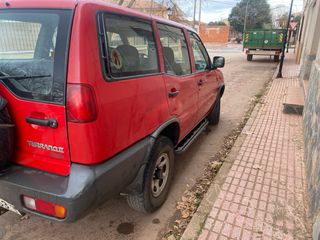 Nissan Terrano II 1995
