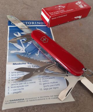 Victorinox Huntsman