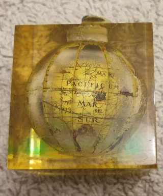 Globo terráqueo en metacrilato