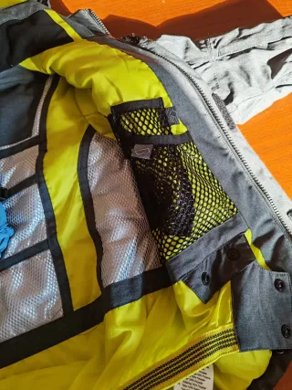 Chaqueta esquí niño T6 gris y amarillo marca Etire