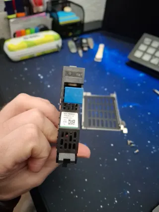 Caddie para disco duro de servidor