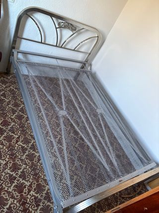 Estructura de cama metálica en Hervás (Cáceres)
