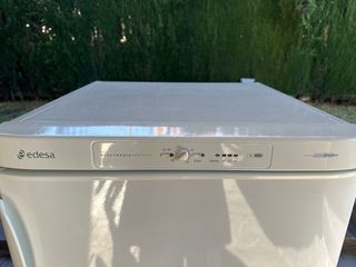 Congelatore verticale Edesa con 5 cassetti