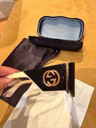 Gafas de Sol Gucci Negras y blanco crudo