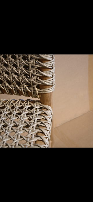 Sedia Tavira Kave Home legno rattan