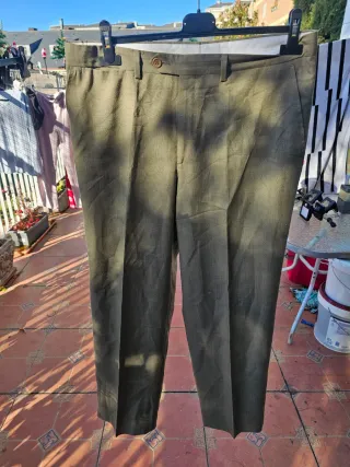 Traje El Corte Inglés Talla L Verde Oliva