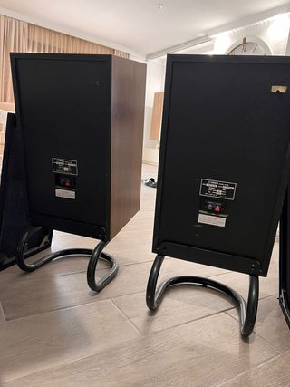 Yamaha NS-244 Altavoces