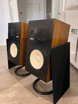 Yamaha NS-244 Altavoces