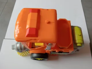 Barredora de juguete.