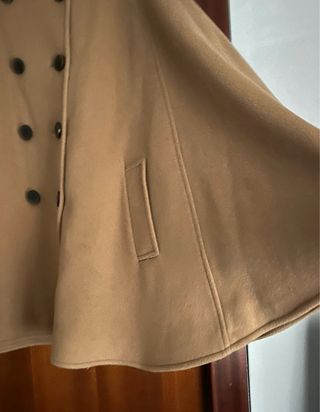 Capa Sintesis Talla Grande Beige