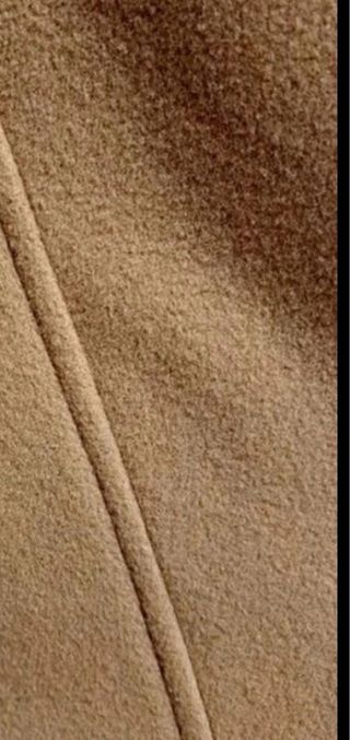 Capa Sintesis Talla Grande Beige