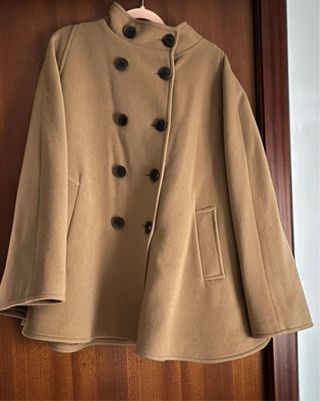 Capa Sintesis Talla Grande Beige