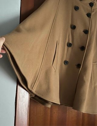 Capa Sintesis Talla Grande Beige