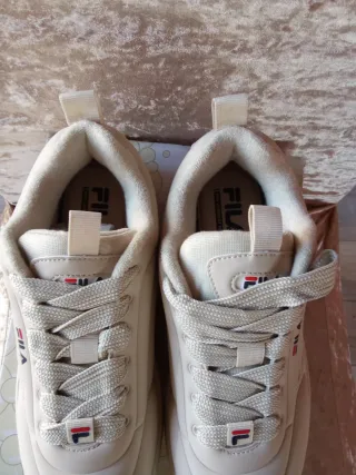 Scarpe Fila Beige Tg 41 ma calzano piccoli