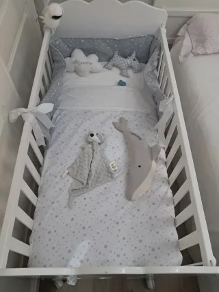 Cuna+ colchon viscoelastico+ sabanas + chichonera