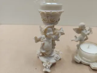 Set 4 Angioletti Portacandele e Cornice