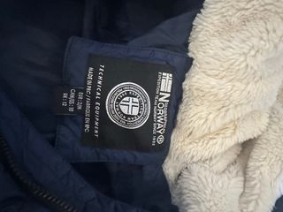 Trenca Norway Azul con Capucha